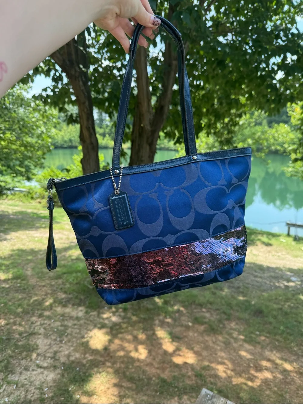 💙Y2K Coach Blue Signature Tote with Sequined Accent💙